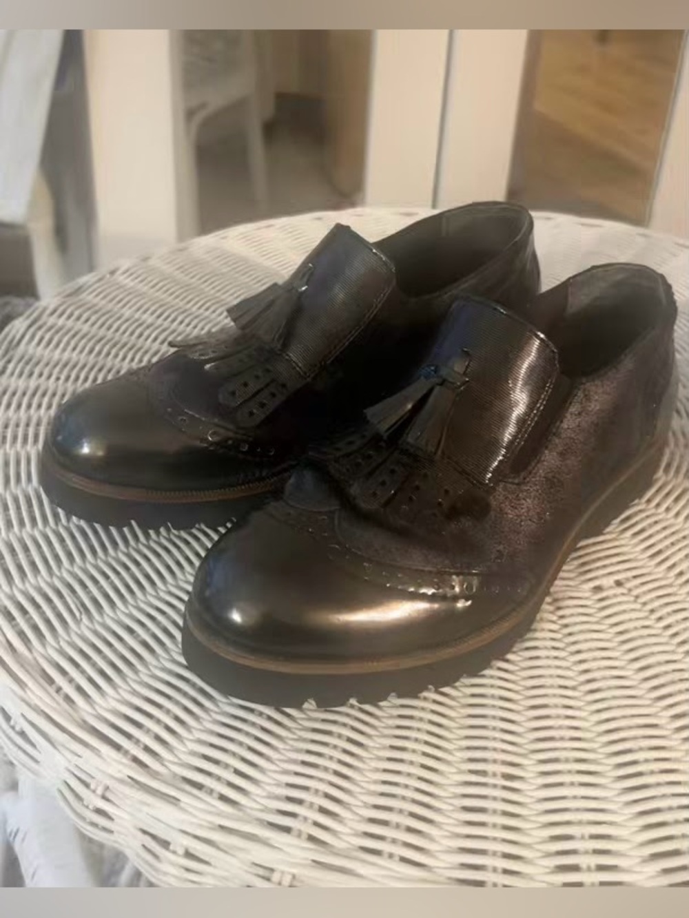Remonte Satinlack Leather Tassel Loafers – Size 6 (37)